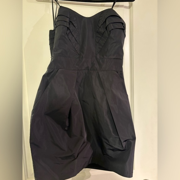 Bcbg little black dress - Picture 2 of 4